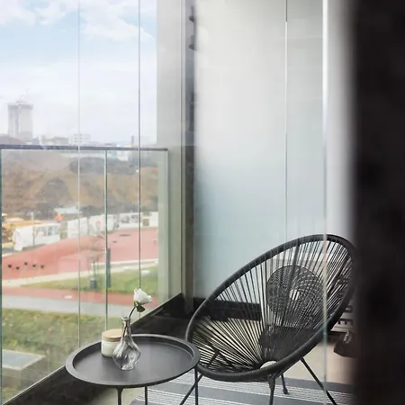 Appartement Air-conditioned Studio With Balcony 10 Minutes From Spodek Arena By Renters Katowice
