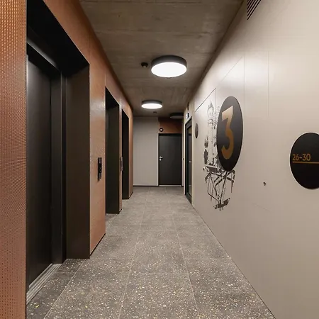 Air-conditioned Studio With Balcony 10 Minutes From Spodek Arena By Renters * Katowice